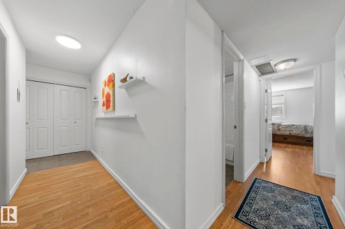 #105 11011 86 Av Nw, Edmonton, AB - Indoor Photo Showing Other Room