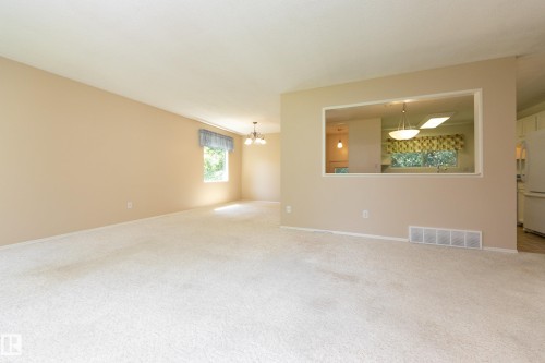 84 Larose Drive, St. Albert, AB - Indoor Photo Showing Other Room