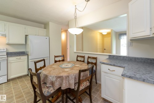 84 Larose Drive, St. Albert, AB - Indoor