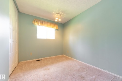 84 Larose Drive, St. Albert, AB - Indoor Photo Showing Other Room