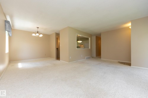 84 Larose Drive, St. Albert, AB - Indoor Photo Showing Other Room