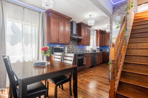11916 71 Street Nw, Edmonton, AB - Indoor Photo Showing Dining Room