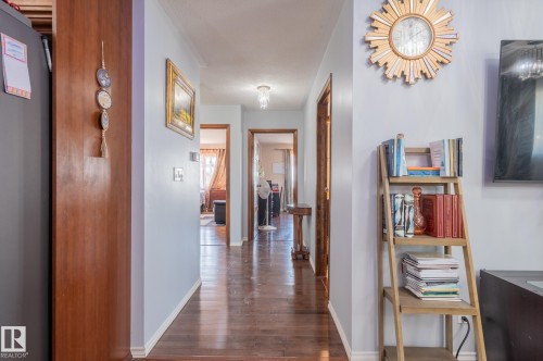 11916 71 Street Nw, Edmonton, AB - Indoor Photo Showing Other Room