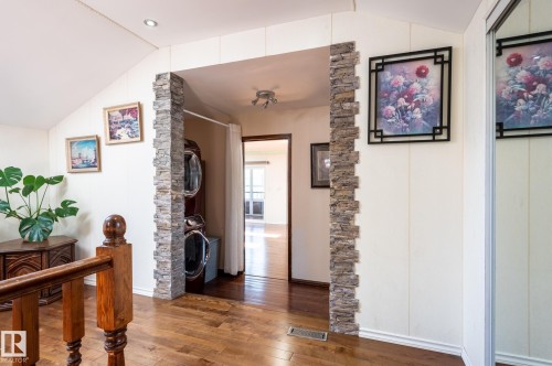 11916 71 Street Nw, Edmonton, AB - Indoor Photo Showing Other Room