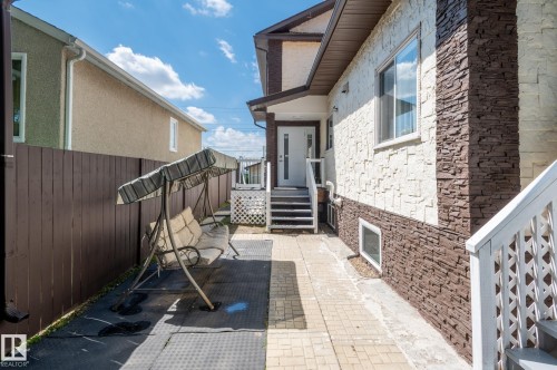11916 71 Street Nw, Edmonton, AB - Outdoor