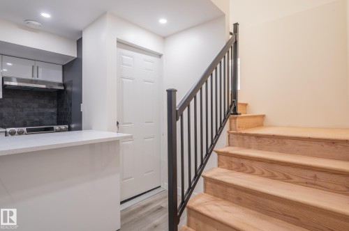 11916 71 Street Nw, Edmonton, AB - Indoor Photo Showing Other Room