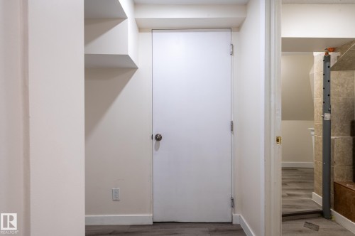11916 71 Street Nw, Edmonton, AB - Indoor Photo Showing Other Room