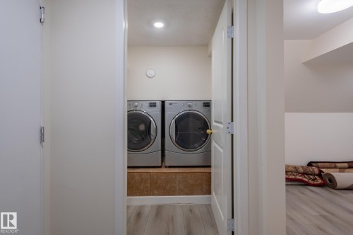 11916 71 Street Nw, Edmonton, AB - Indoor Photo Showing Laundry Room