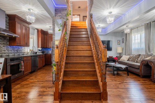 11916 71 Street Nw, Edmonton, AB - Indoor Photo Showing Other Room