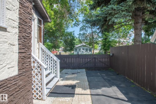 11916 71 Street Nw, Edmonton, AB - Outdoor