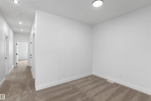 1772 Crossbill Loop Nw, Edmonton, AB - Indoor Photo Showing Other Room