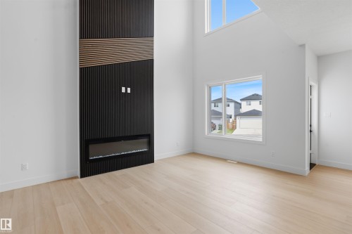 409 Munn Court, Leduc, AB - Indoor Photo Showing Other Room