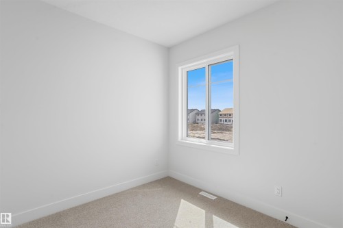 409 Munn Court, Leduc, AB - Indoor Photo Showing Other Room