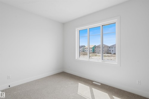 409 Munn Court, Leduc, AB - Indoor Photo Showing Other Room