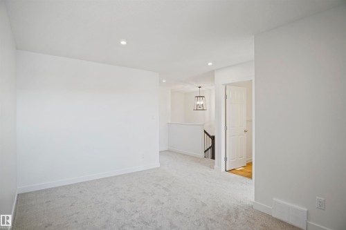 18955 28 Avenue Nw, Edmonton, AB - Indoor Photo Showing Other Room