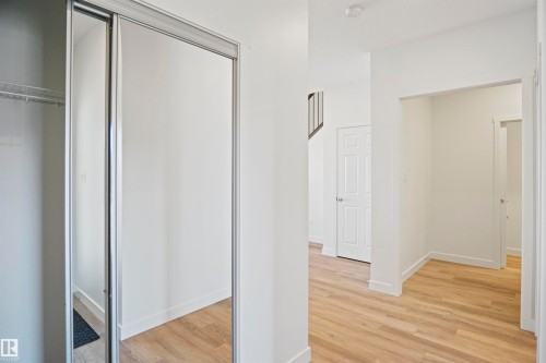 18955 28 Avenue Nw, Edmonton, AB - Indoor Photo Showing Other Room