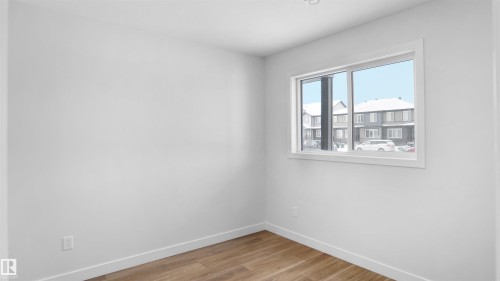 625 176 Avenue Ne, Edmonton, AB - Indoor Photo Showing Other Room
