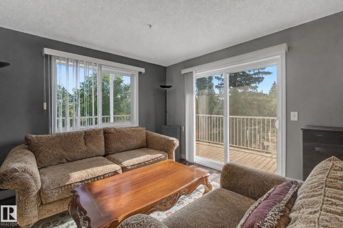 #311 7511 171 St Nw, Edmonton, AB - Indoor Photo Showing Living Room