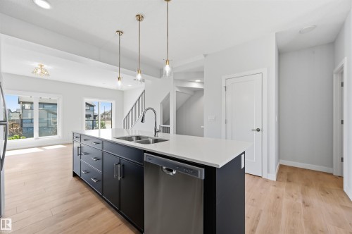 #4 11910 35 Av Sw, Edmonton, AB - Indoor Photo Showing Kitchen With Double Sink