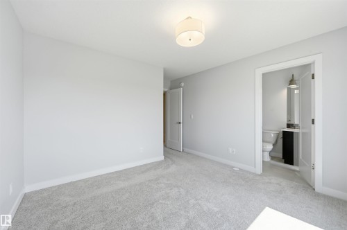 #4 11910 35 Av Sw, Edmonton, AB - Indoor Photo Showing Other Room
