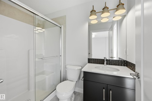 #4 11910 35 Av Sw, Edmonton, AB - Indoor Photo Showing Bathroom