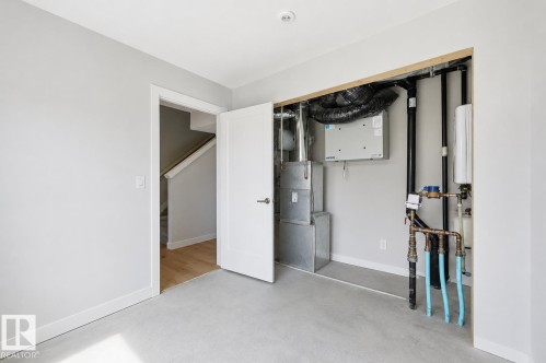 #4 11910 35 Av Sw, Edmonton, AB - Indoor
