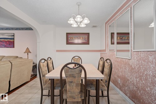 895 Erin Place Nw, Edmonton, AB - Indoor Photo Showing Dining Room