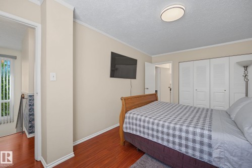 895 Erin Place Nw, Edmonton, AB - Indoor Photo Showing Bedroom