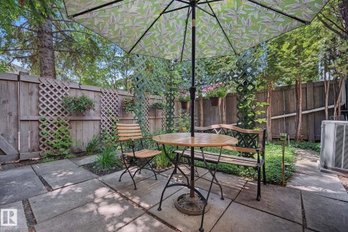 895 Erin Place Nw, Edmonton, AB - Outdoor