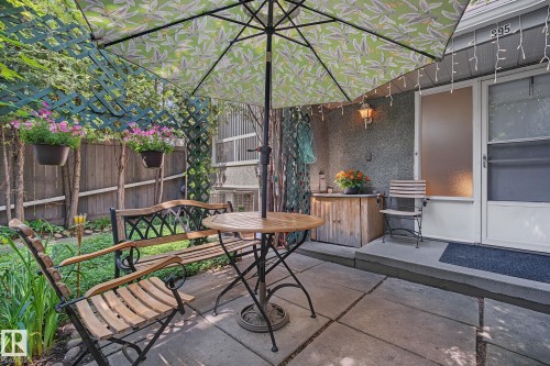 895 Erin Place Nw, Edmonton, AB - Outdoor