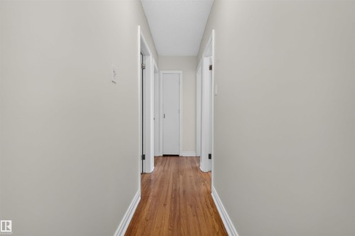 8817 91 Street Nw, Edmonton, AB - Indoor Photo Showing Other Room