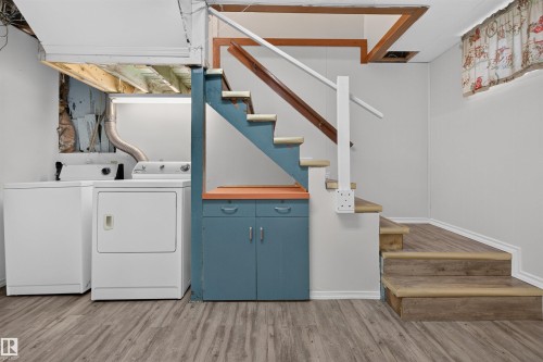 8817 91 Street Nw, Edmonton, AB - Indoor Photo Showing Laundry Room