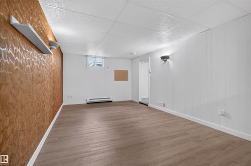 8817 91 Street Nw, Edmonton, AB - Indoor Photo Showing Other Room