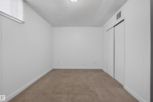 8817 91 Street Nw, Edmonton, AB - Indoor Photo Showing Other Room