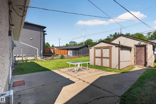 8817 91 Street Nw, Edmonton, AB - Outdoor
