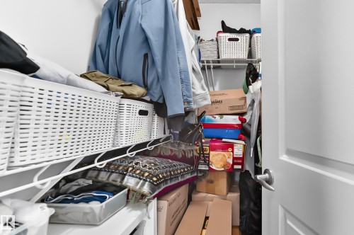 #72 1530 Tamarack Bv Nw, Edmonton, AB - Indoor With Storage