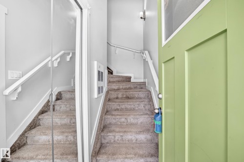 #72 1530 Tamarack Bv Nw, Edmonton, AB - Indoor Photo Showing Other Room