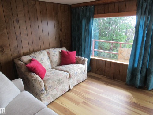 100 Argentia Beach, Rural Wetaskiwin County, AB - Indoor
