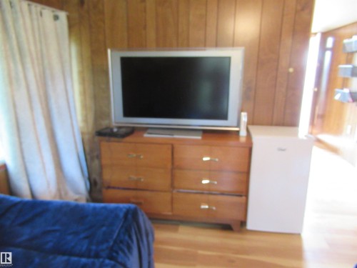 100 Argentia Beach, Rural Wetaskiwin County, AB - Indoor