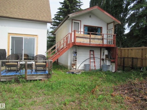 Bunkhouse - 100 Argentia Beach, Rural Wetaskiwin County, AB - Outdoor With Deck Patio Veranda