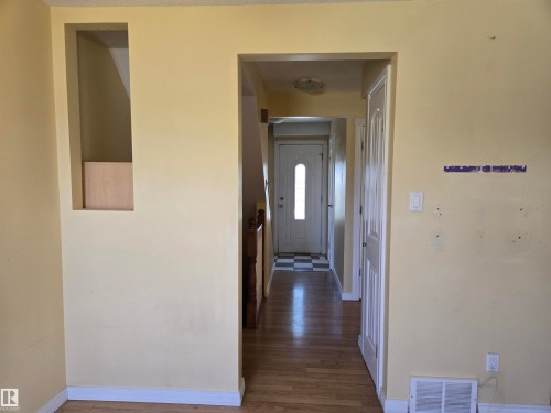 360 Northgate Terrace Nw, Edmonton, AB - Indoor Photo Showing Other Room
