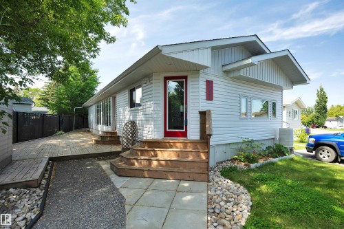 121 Willow Park Estates   Leduc, AB T9E 5R9