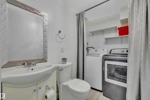 121 Willow Park Estates, Leduc, AB - Indoor Photo Showing Other Room