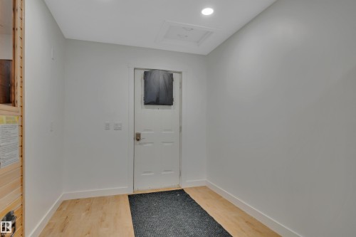 121 Willow Park Estates, Leduc, AB - Indoor Photo Showing Other Room