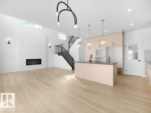 3327 Chernowski Way, Edmonton, AB - Indoor Photo Showing Kitchen