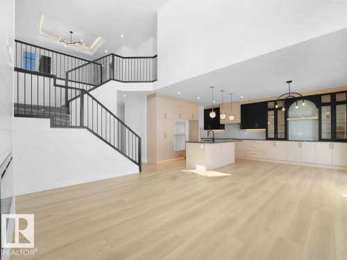 3327 Chernowski Way, Edmonton, AB - Indoor Photo Showing Kitchen