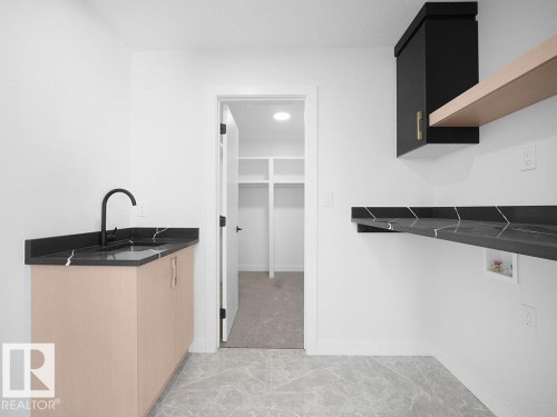 3327 Chernowski Way, Edmonton, AB - Indoor