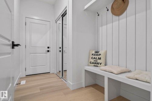 88 Silverstone Drive, Stony Plain, AB - Indoor Photo Showing Other Room