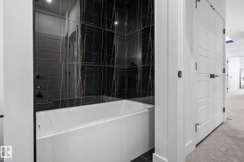 88 Silverstone Drive, Stony Plain, AB - Indoor Photo Showing Bathroom
