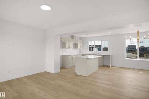 #62 17319 5 St Ne, Edmonton, AB - Indoor Photo Showing Kitchen